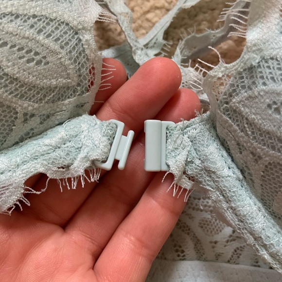 PINK NEW VS bra - Picture 2 of 4